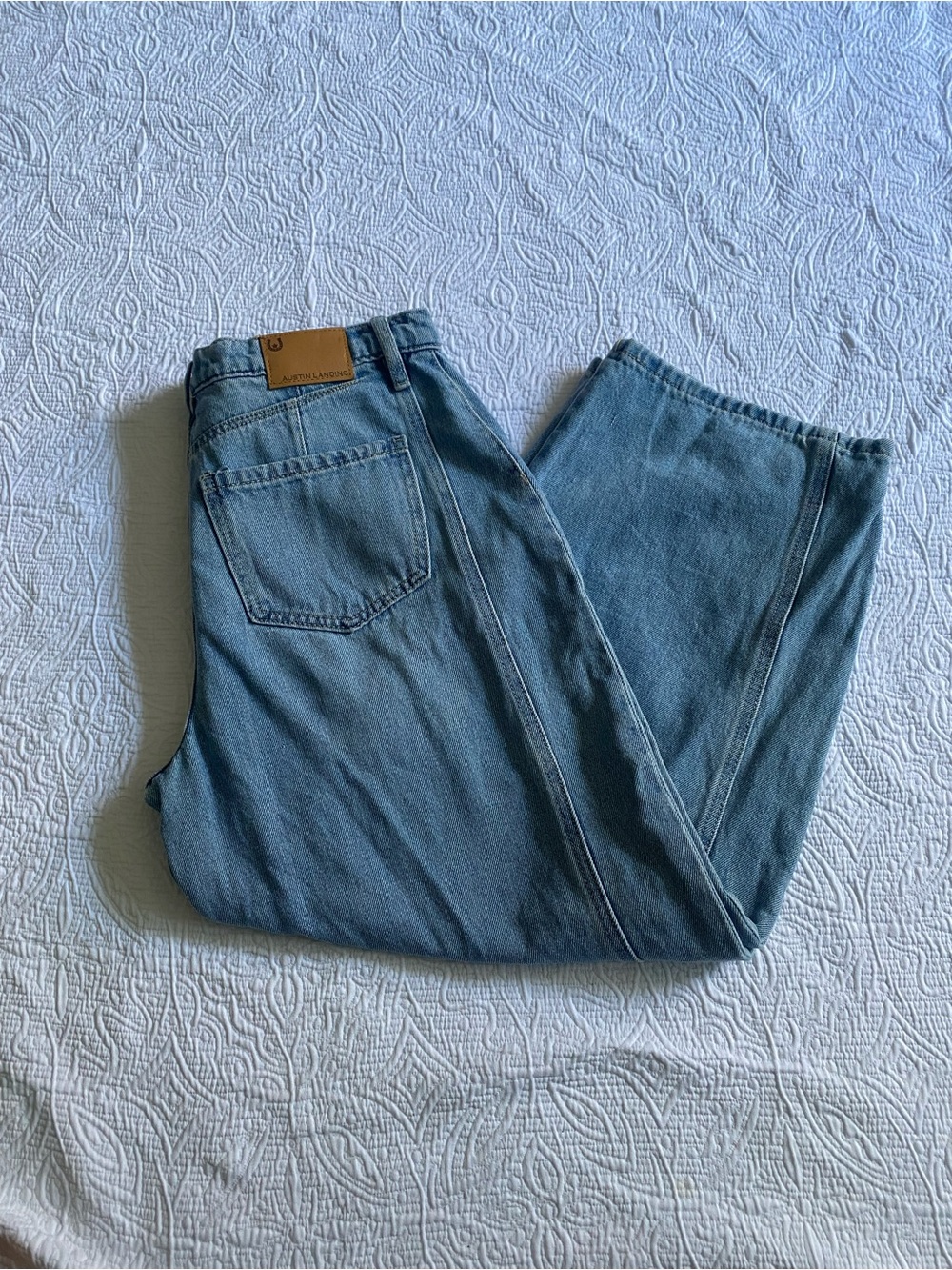 Austin Landing Relaxed Light Blue Jeans